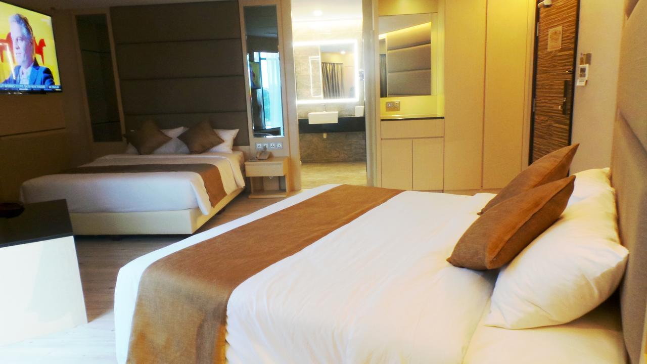 Geobay Hotel Johor Bahru Exterior foto