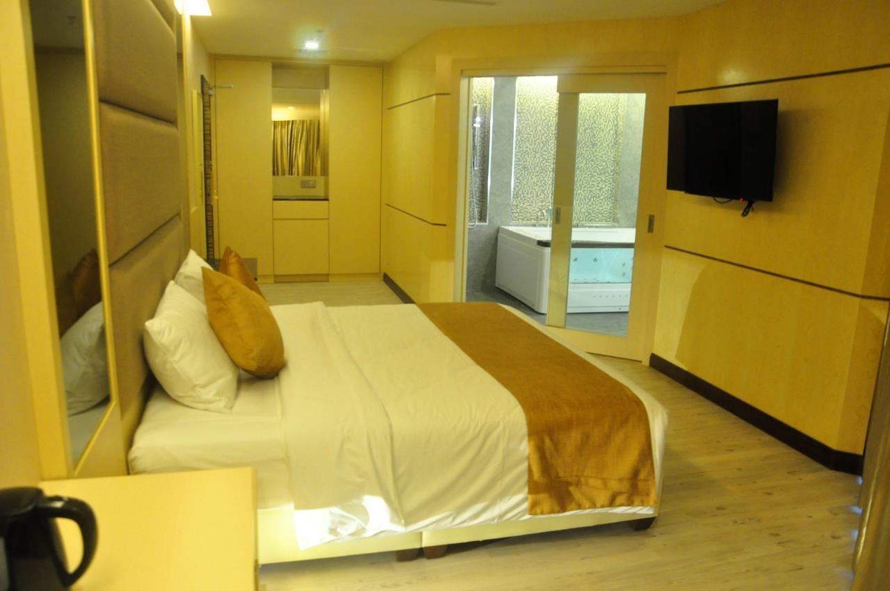 Geobay Hotel Johor Bahru Exterior foto