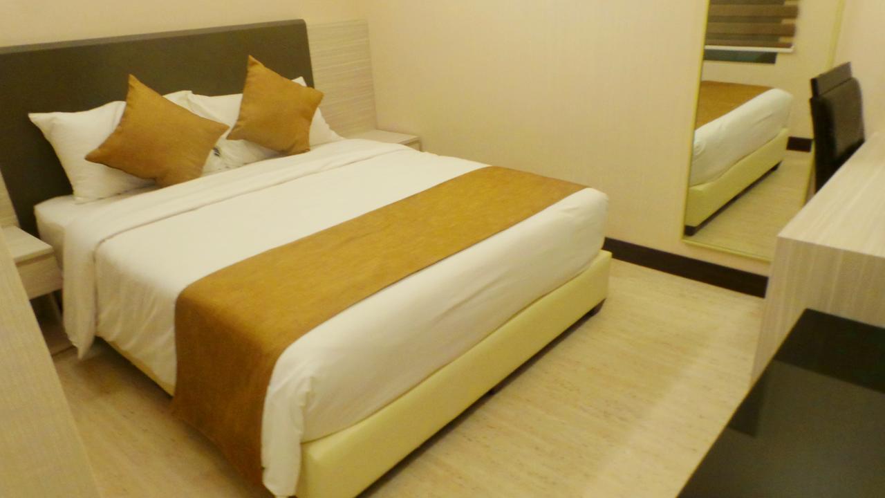 Geobay Hotel Johor Bahru Exterior foto