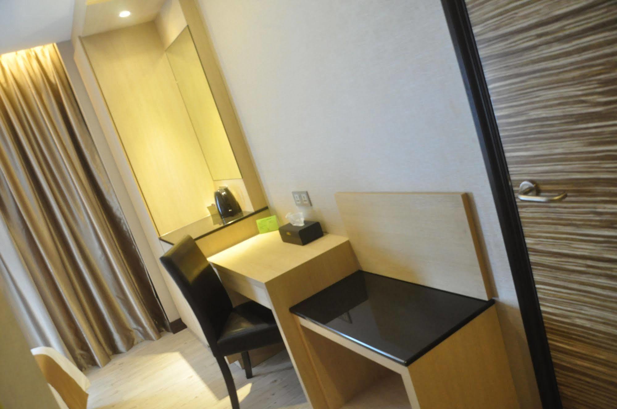 Geobay Hotel Johor Bahru Exterior foto
