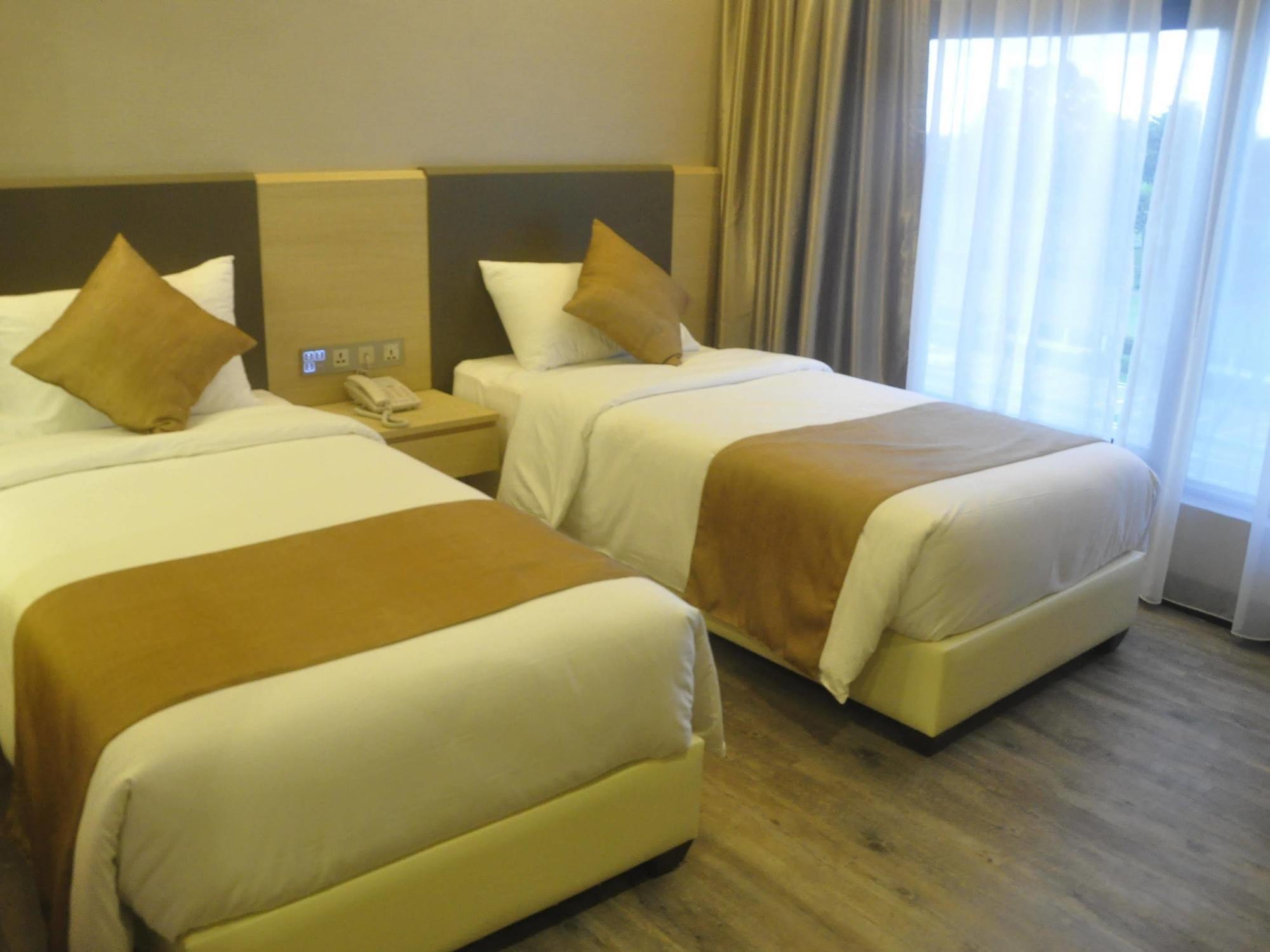 Geobay Hotel Johor Bahru Exterior foto